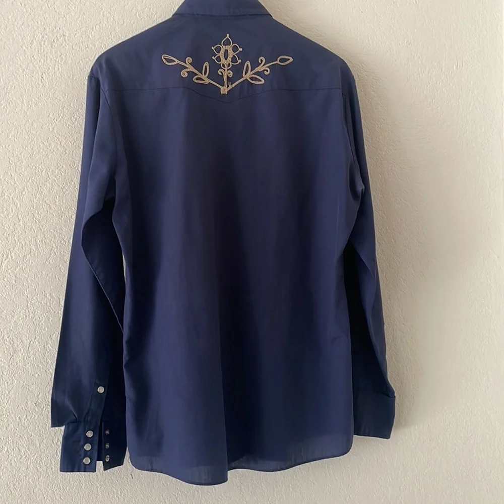Chemise by Kennington embroidered rodeo button down - Picture 6 of 8